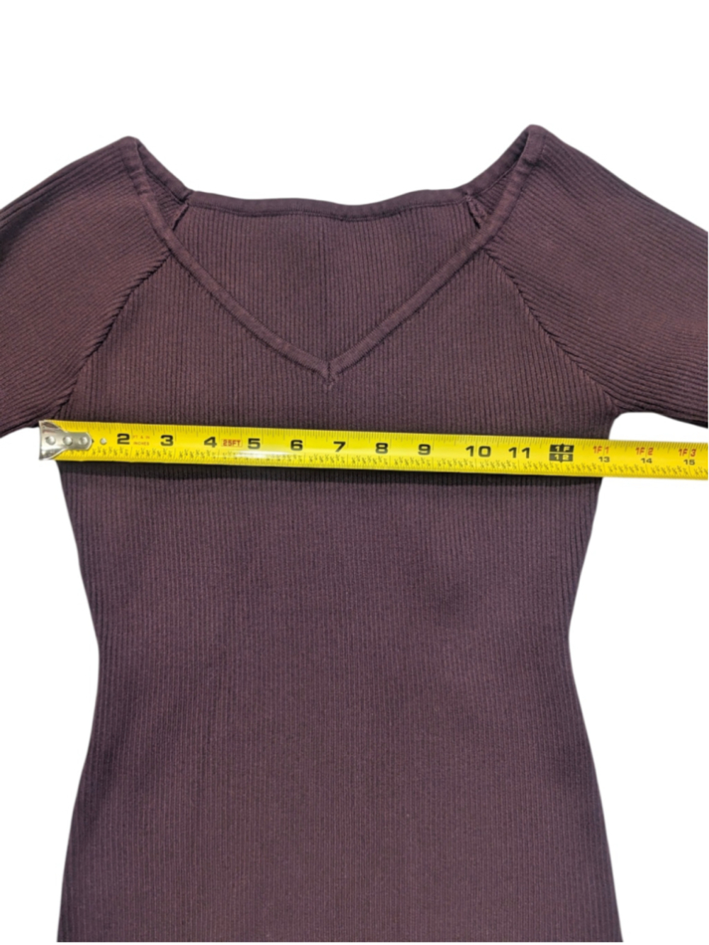 Commense Rib Knit V-Neck Sweater Medium - Picture 7 of 8